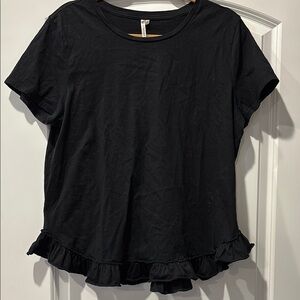 Banana Republic Black Ruffle Hem Women's t shirt
